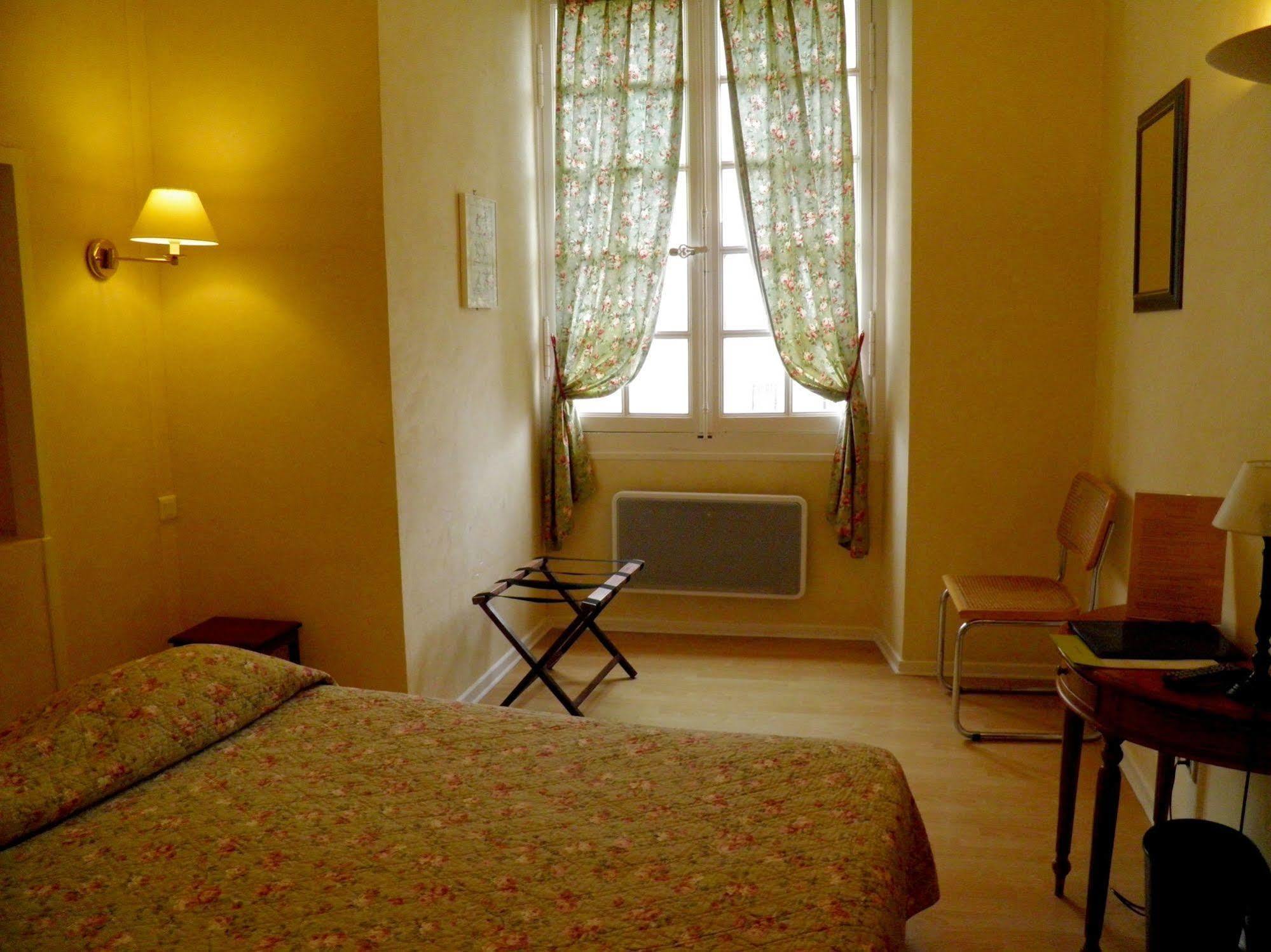 Hotel De Bastard レクトゥール エクステリア 写真